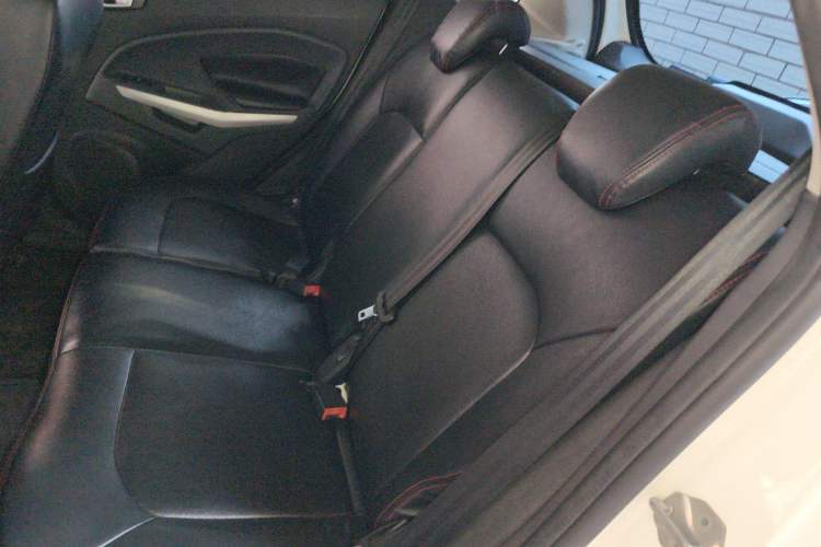 Used Ford EcoSport 2013 1.5L Automatic Fashion Model Left Rear Seat