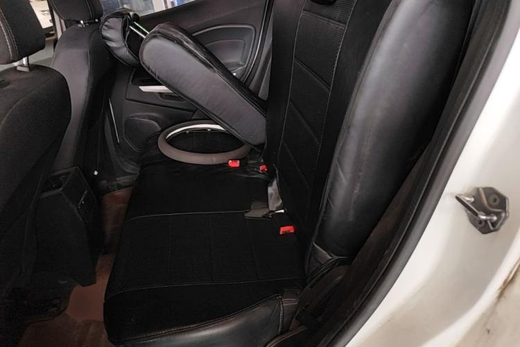 Used Ford EcoSport 2013 1.5L Manual Fashion Model Left Rear Seat