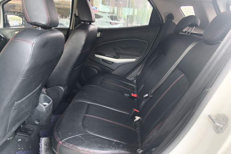 Used Ford EcoSport 2013 1.5L Automatic Fashion Model Left Rear Seat