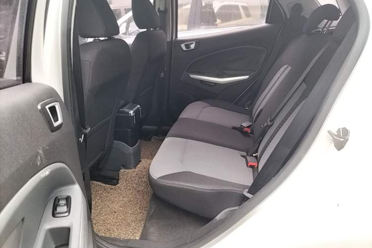 Used Ford EcoSport 2013 1.5L Automatic Fashion Model Left Rear Seat