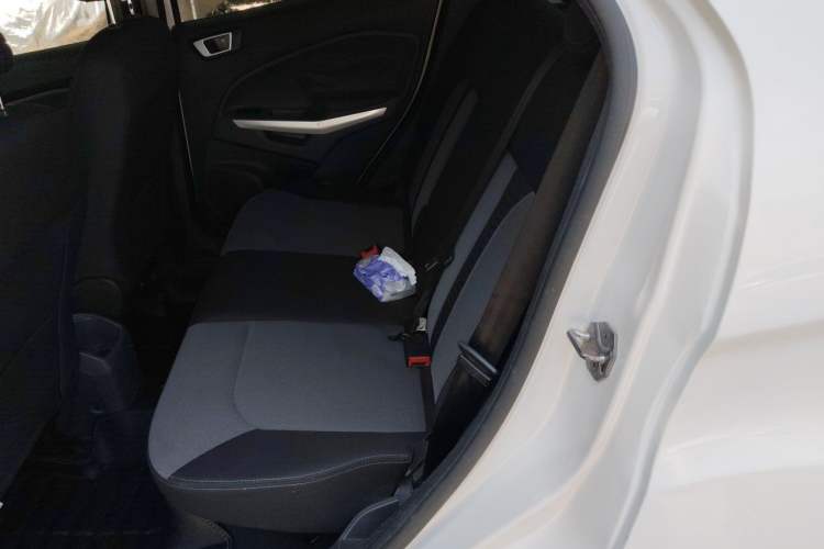 Used Ford EcoSport 2013 1.5L Automatic Fashion Model Left Rear Seat