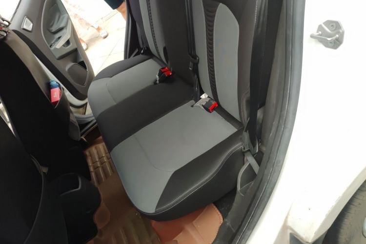 Used Ford EcoSport 2013 1.5L Automatic Fashion Model Left Rear Seat