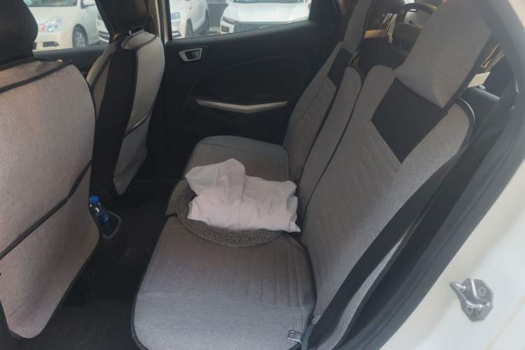 Used Ford EcoSport 2013 1.5L Automatic Fashion Model Left Rear Seat