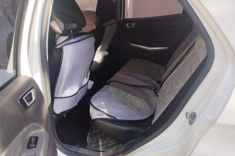 Used Ford EcoSport 2013 1.5L Automatic Fashion Model Left Rear Seat