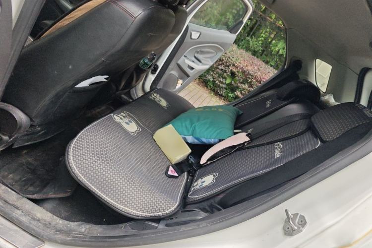 Used Ford EcoSport 2013 1.5L Automatic Fashion Model Left Rear Seat