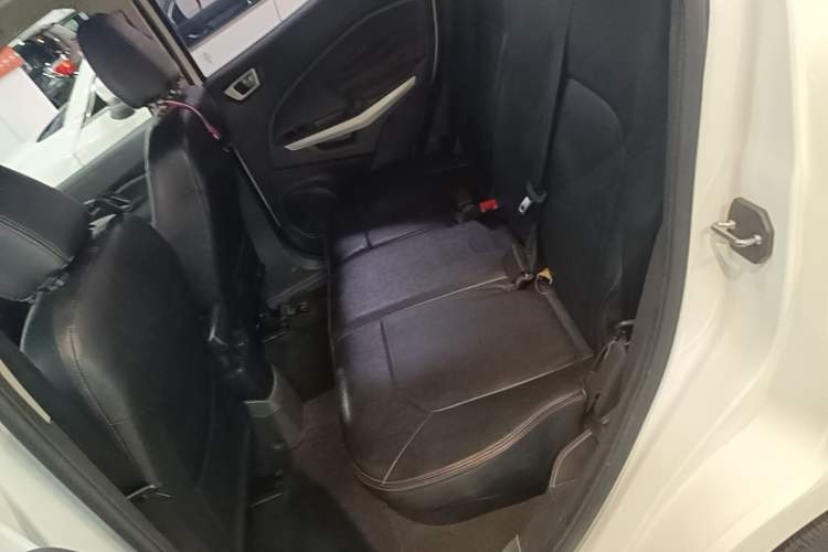 Used Ford EcoSport 2013 1.5L Automatic Fashion Model Left Rear Seat