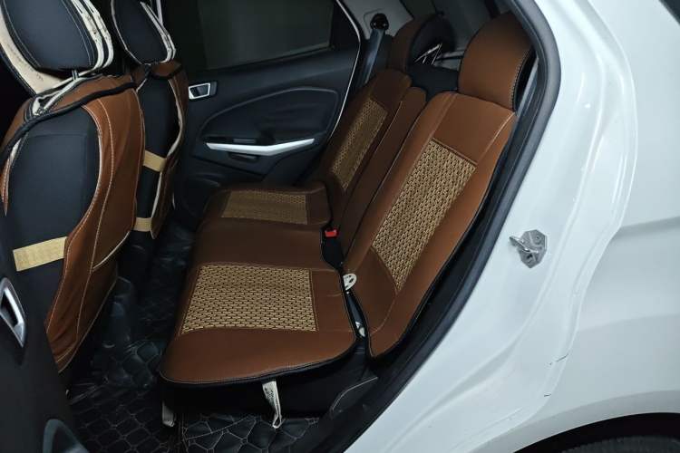 Used Ford EcoSport 2013 1.5L Automatic Fashion Model Left Rear Seat