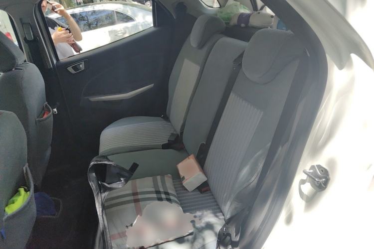 Used Ford EcoSport 2013 1.5L Manual Fashion Model Left Rear Seat