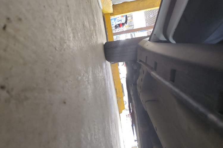 Used Ford EcoSport 2013 1.5L Automatic Fashion Model Left Side Sill