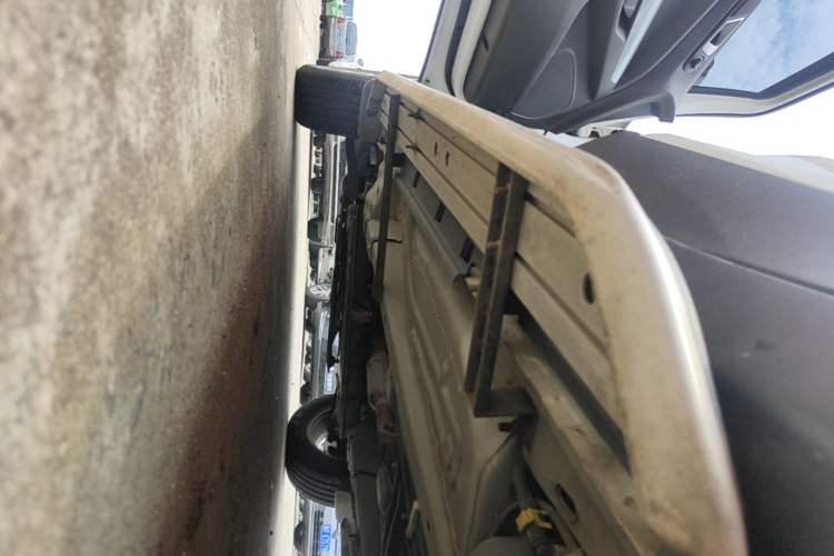 Used Ford EcoSport 2013 1.5L Automatic Fashion Model Left Side Sill