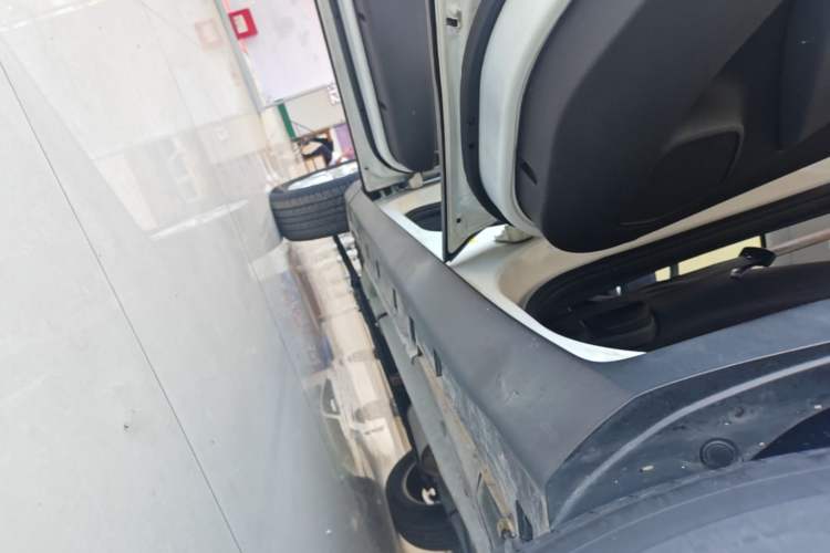 Used Ford EcoSport 2013 1.5L Automatic Fashion Model Left Side Sill
