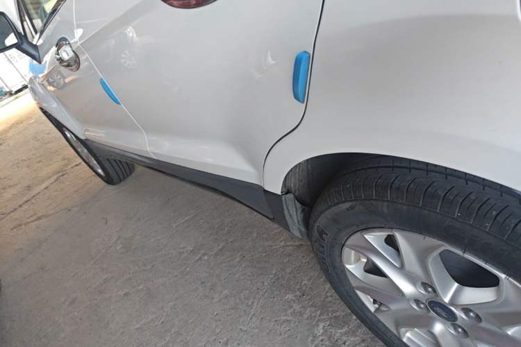 Used Ford EcoSport 2013 1.5L Automatic Fashion Model Left Side Sill