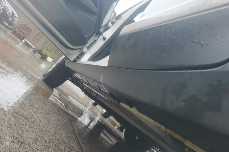 Used Ford EcoSport 2013 1.5L Manual Comfort Model Left Side Sill