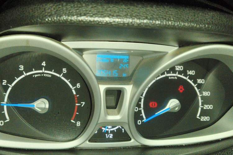 Used Ford EcoSport 2013 1.5L Manual Luxury Model Odometer Close Up