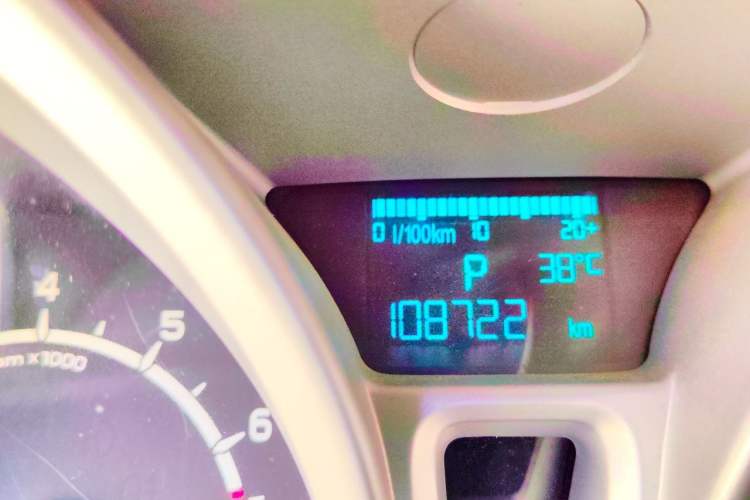 Used Ford EcoSport 2013 1.5L Automatic Prestige Model Odometer Close Up