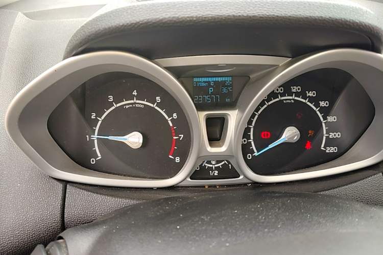 Used Ford EcoSport 2013 1.5L Automatic Prestige Model Odometer Close Up