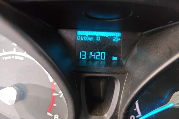 Used Ford EcoSport 2013 1.5L Manual Comfort Model Odometer Close Up
