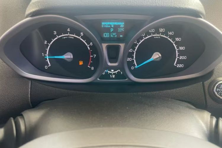 Used Ford EcoSport 2013 1.5L Automatic Prestige Model Odometer Close Up