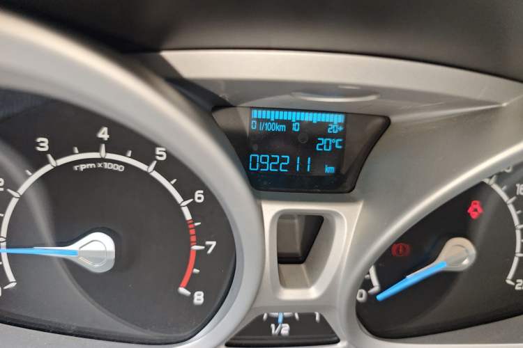 Used Ford EcoSport 2013 1.5L Manual Luxury Model Odometer Close Up