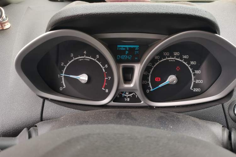 Used Ford EcoSport 2013 1.5L Automatic Prestige Model Odometer Close Up