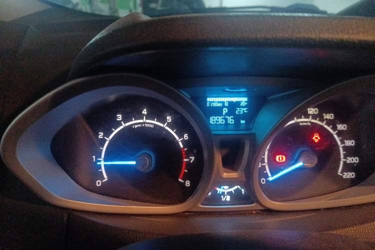 Used Ford EcoSport 2013 1.5L Automatic Prestige Model Odometer Close Up