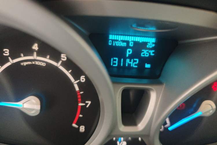 Used Ford EcoSport 2013 1.5L Automatic Prestige Model Odometer Close Up