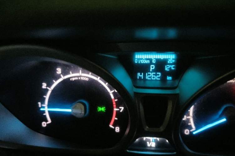 Used Ford EcoSport 2013 1.5L Automatic Prestige Model Odometer Close Up