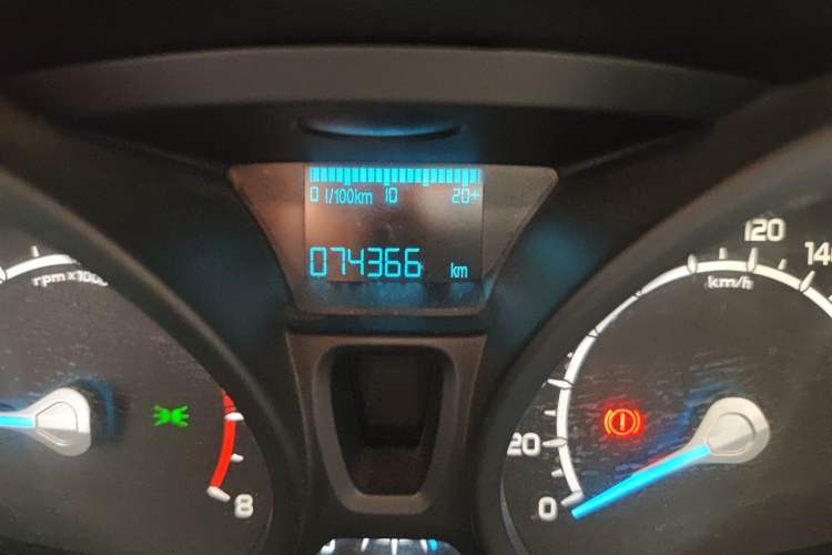 Used Ford EcoSport 2013 1.5L Manual Comfort Model Odometer Close Up