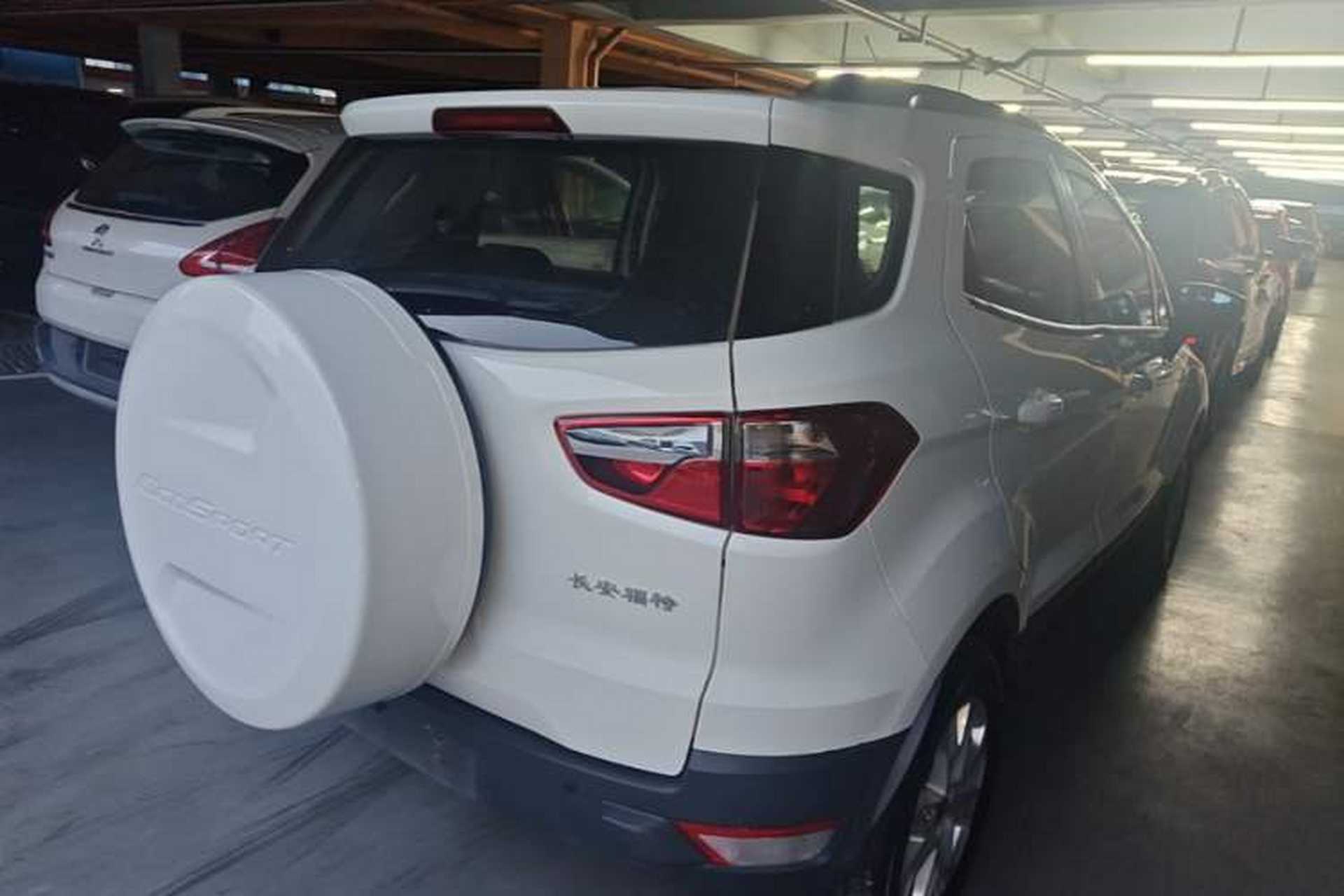 Used Ford EcoSport 2013 1.5L Automatic Fashion Model Rear Right 45 Deg