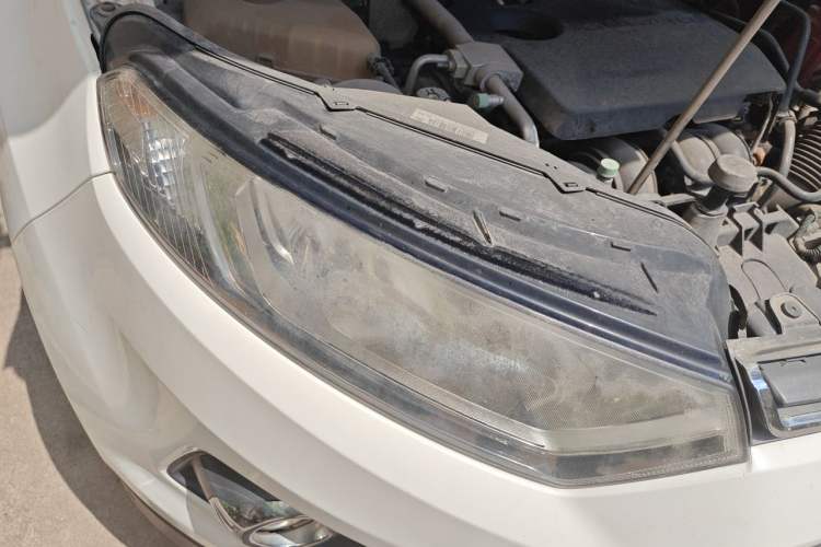 Used Ford EcoSport 2013 1.5L Automatic Prestige Model Right Front Headlight