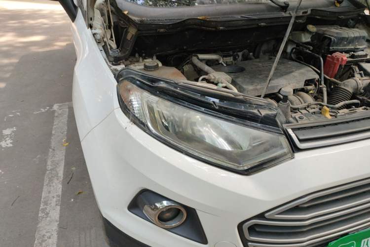 Used Ford EcoSport 2013 1.5L Automatic Prestige Model Right Front Headlight
