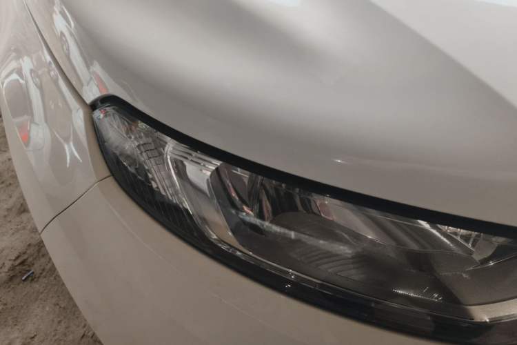 Used Ford EcoSport 2013 1.5L Automatic Fashion Model Right Front Headlight
