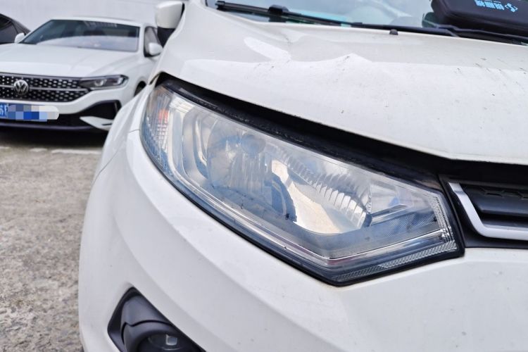 Used Ford EcoSport 2013 1.5L Manual Fashion Model Right Front Headlight