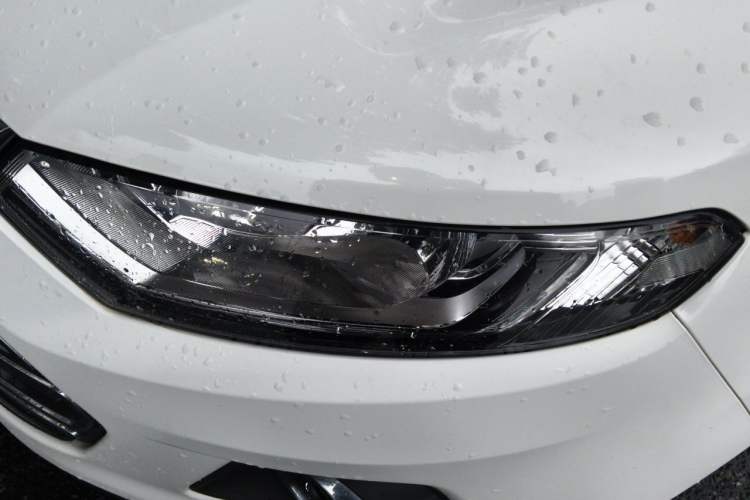 Used Ford EcoSport 2013 1.5L Manual Luxury Model Right Front Headlight