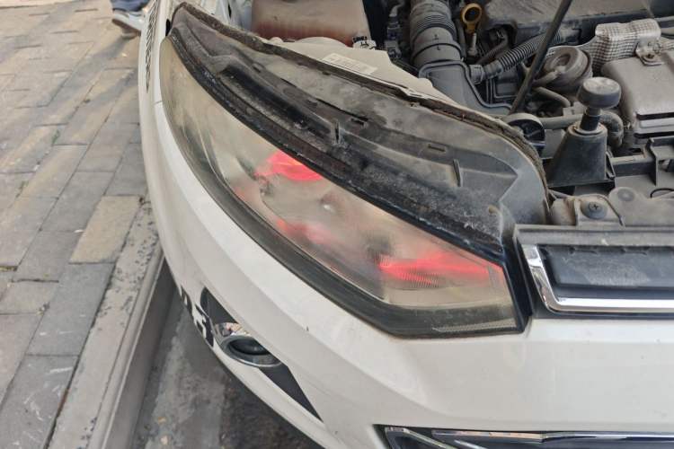 Used Ford EcoSport 2013 1.0L GTDi Manual Luxury Model Right Front Headlight