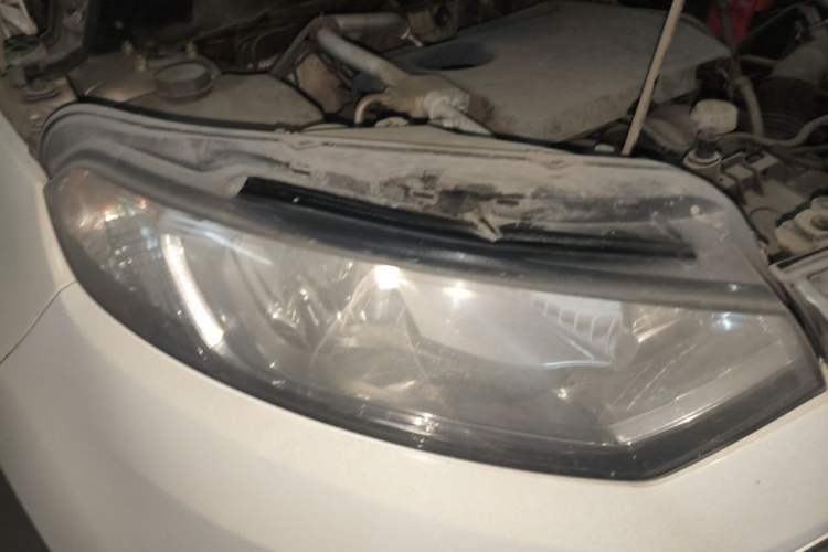 Used Ford EcoSport 2013 1.5L Automatic Fashion Model Right Front Headlight