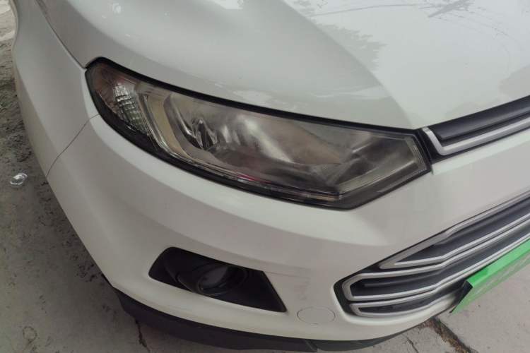 Used Ford EcoSport 2013 1.5L Automatic Fashion Model Right Front Headlight