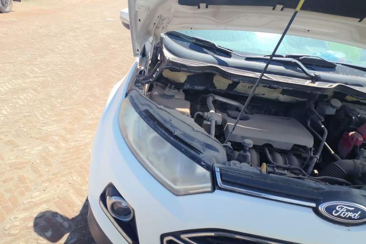 Used Ford EcoSport 2013 1.5L Manual Luxury Model Right Front Headlight