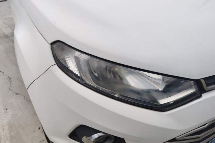 Used Ford EcoSport 2013 1.5L Automatic Prestige Model Right Front Headlight