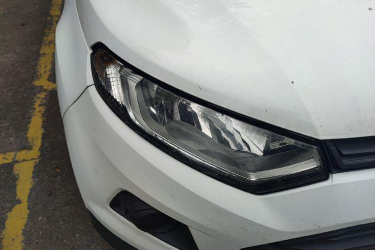 Used Ford EcoSport 2013 1.5L Manual Comfort Model Right Front Headlight