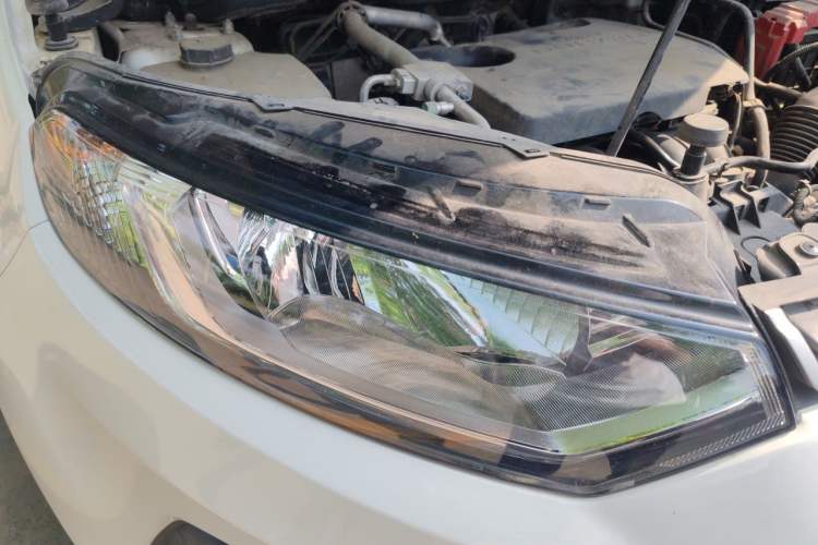 Used Ford EcoSport 2013 1.5L Automatic Fashion Model Right Front Headlight