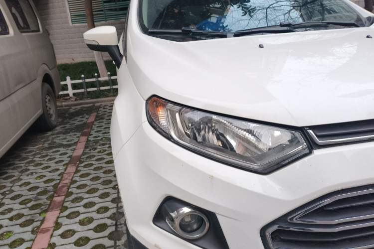 Used Ford EcoSport 2013 1.5L Automatic Prestige Model Right Front Headlight