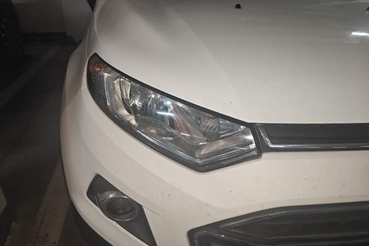 Used Ford EcoSport 2013 1.5L Automatic Prestige Model Right Front Headlight