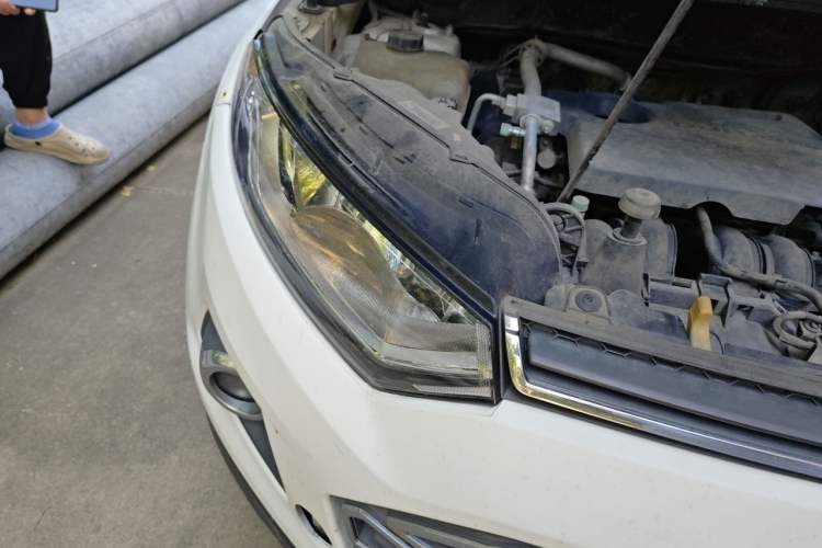 Used Ford EcoSport 2013 1.5L Automatic Prestige Model Right Front Headlight