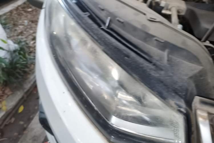 Used Ford EcoSport 2013 1.5L Automatic Fashion Model Right Front Headlight