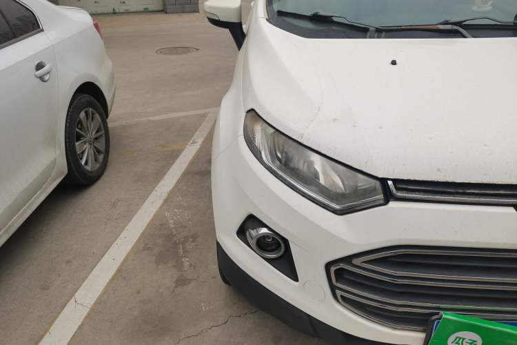 Used Ford EcoSport 2013 1.5L Automatic Prestige Model Right Front Headlight