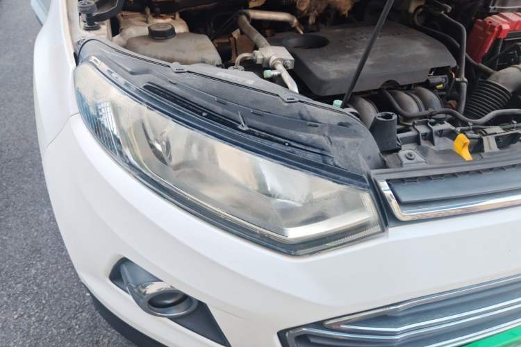 Used Ford EcoSport 2013 1.5L Automatic Prestige Model Right Front Headlight