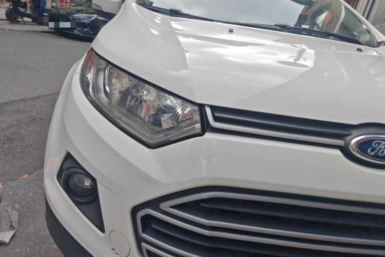 Used Ford EcoSport 2013 1.5L Automatic Fashion Model Right Front Headlight
