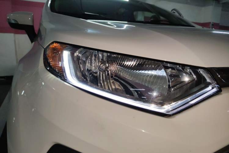 Used Ford EcoSport 2013 1.5L Automatic Prestige Model Right Front Headlight