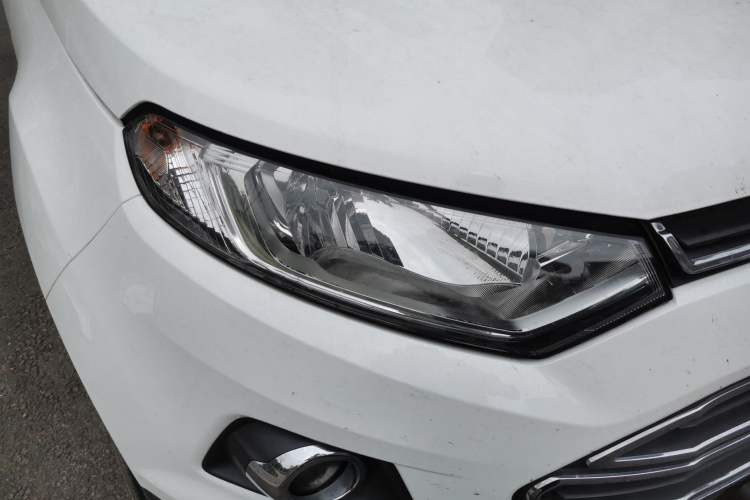 Used Ford EcoSport 2013 1.5L Automatic Prestige Model Right Front Headlight